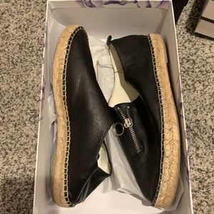Black espadrille